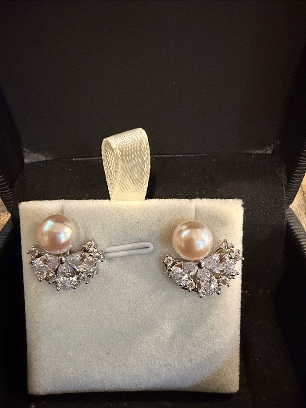 Pearl and Crystal Fan Stud Earrings - Champagne Pearl